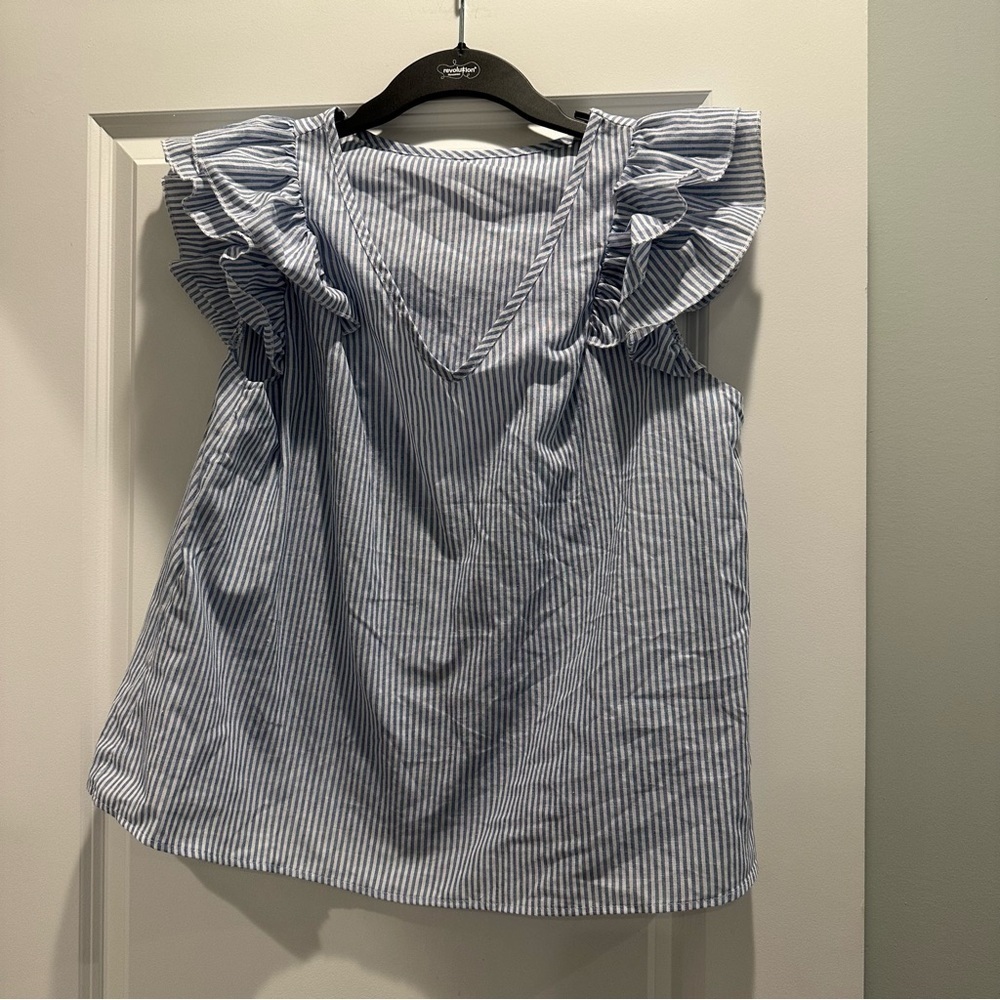 Emery Rose Blue Striped Ruffle Sleeve Top